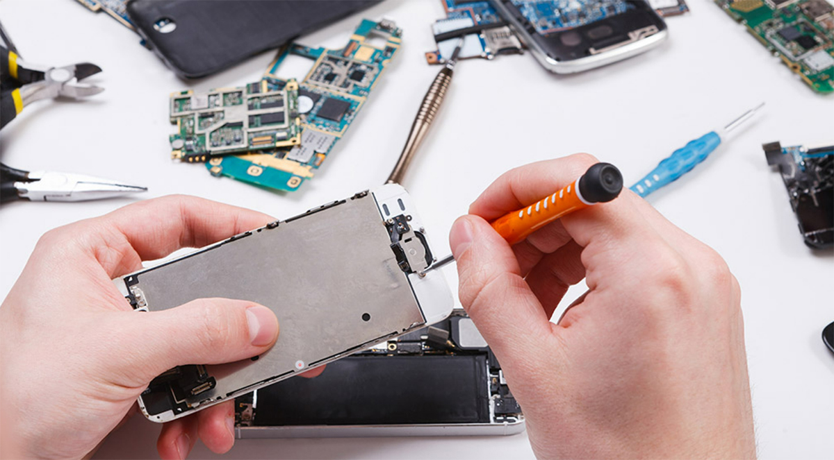 Shop sửa điện thoại gần đây chuyên nghiệp, tận tâm