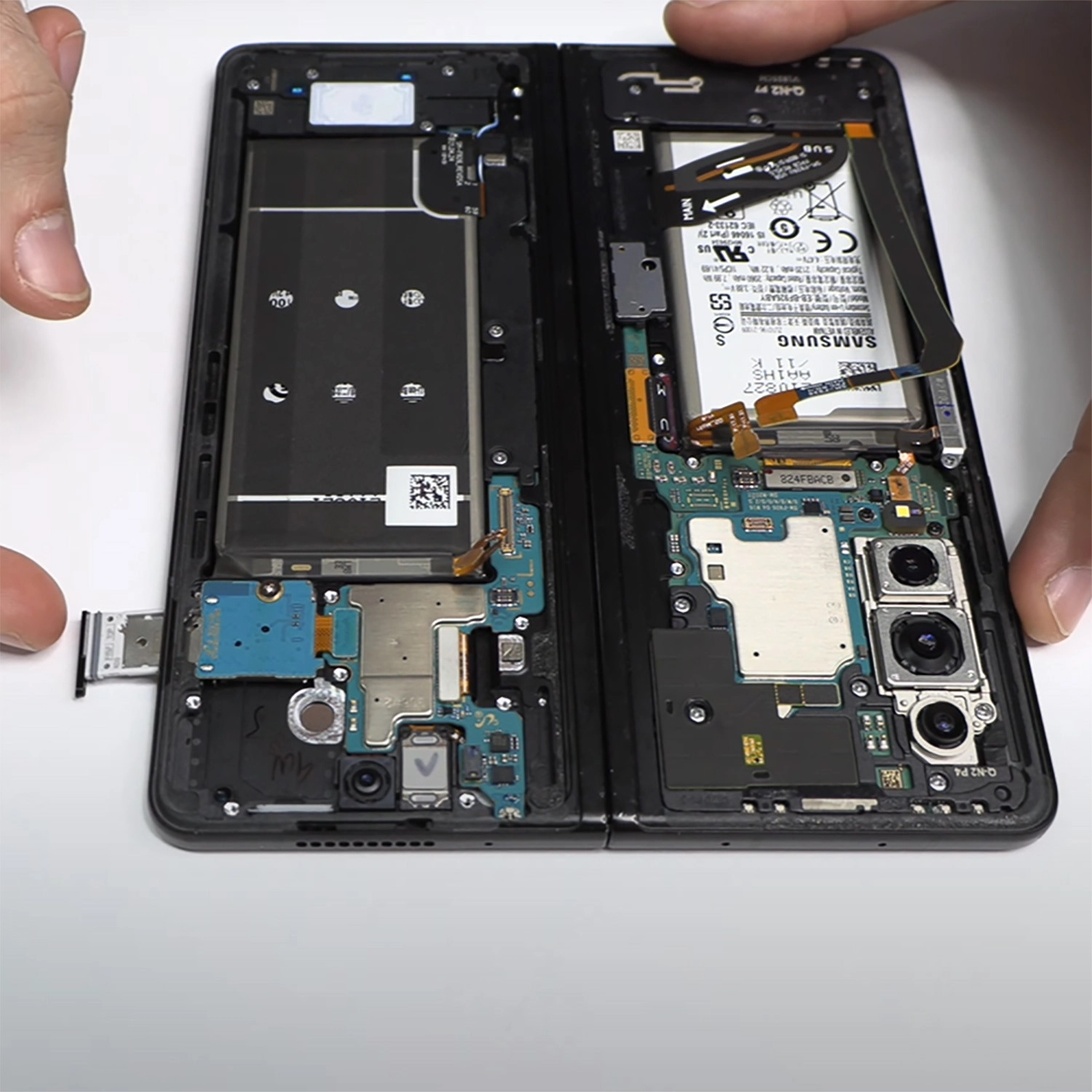 Dịch vụ sửa điện thoại samsung gần đây chuyên sâu cho các dòng máy 3 Lý do nên chọn dịch vụ sửa điện thoại Samsung chuyên sâu