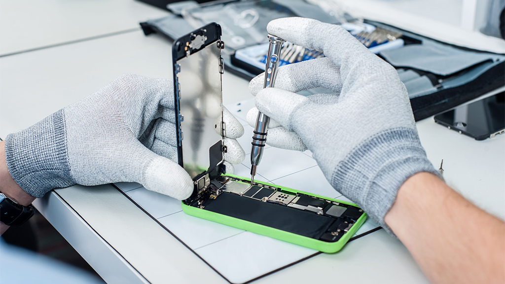 Lý do nên chọn tiệm sửa điện thoại Samsung gần đây thay vì trung tâm xa?