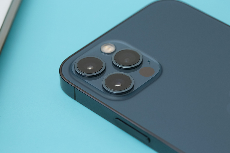 Cụm 3 camera sau chất lượng đa tính năng | iPhone 12 Pro 128 GB